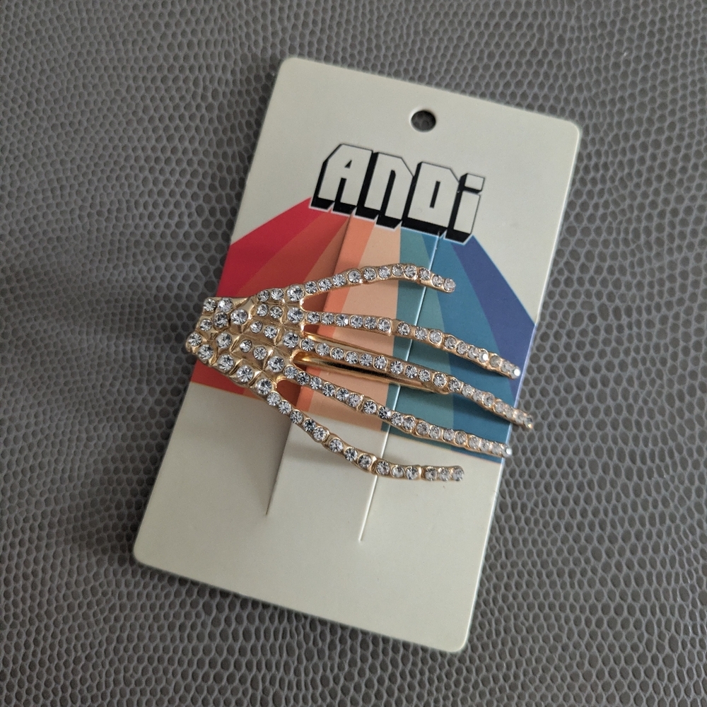 New Rhinestone Skeleton Hand Hair Clip - Picture 2 of 5